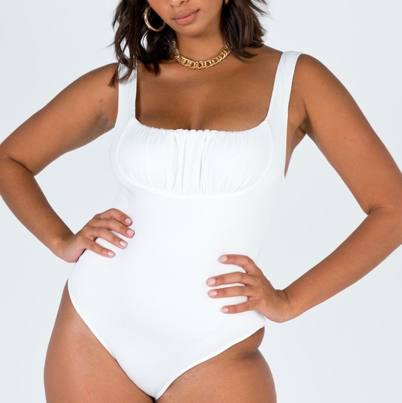 Princess Polly Tops - Princess Polly Women's Top Body Suit Sz 10  or M